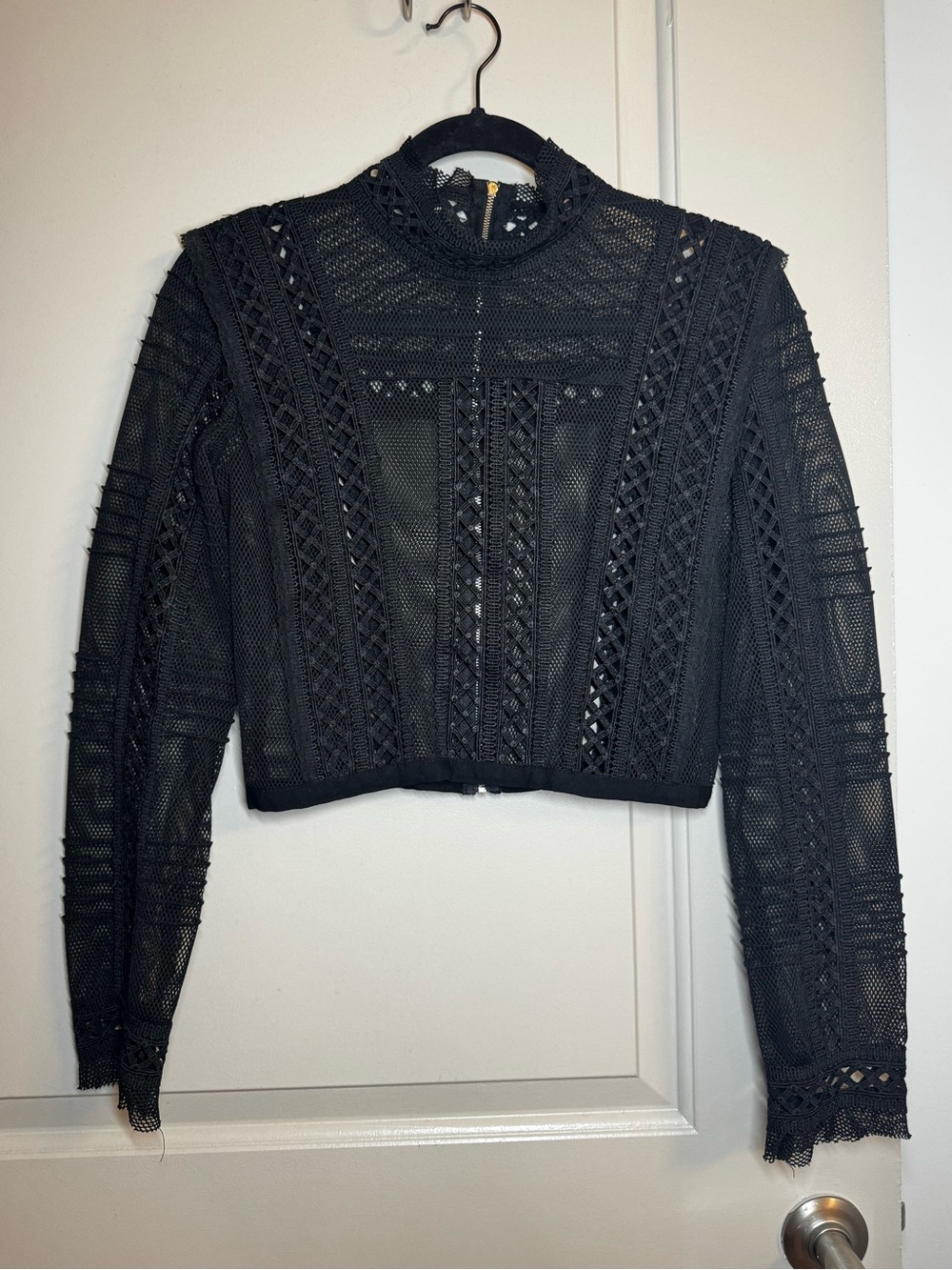 black guipure lace crop top